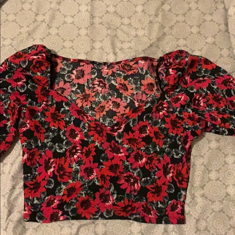 Crop top blouse